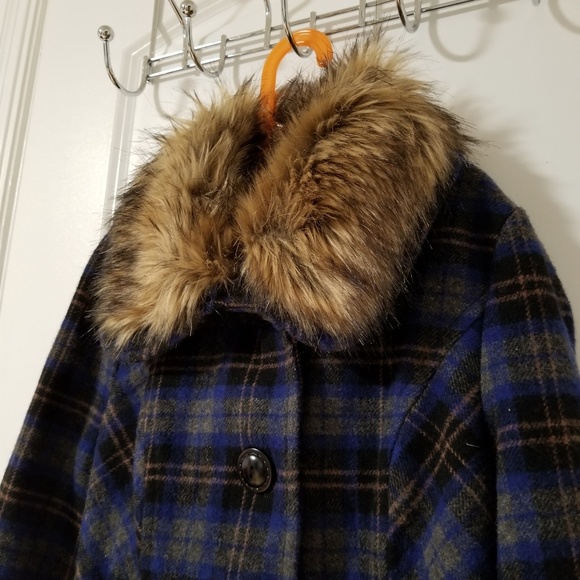 Jacket - Picture 4 of 8